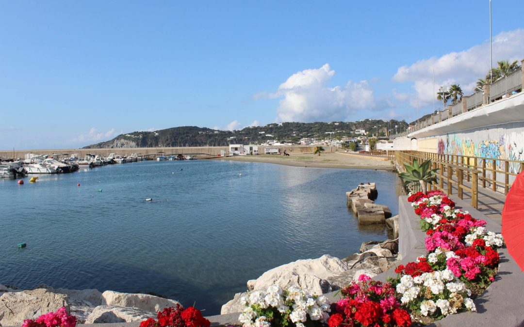 Scopri l’incanto dell’isola di Ischia, un vero gioiello del Golfo di Napoli